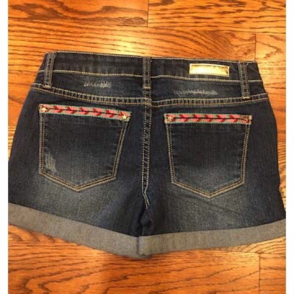 NWOT Girls Vigoss denim shorts - Picture 2 of 4